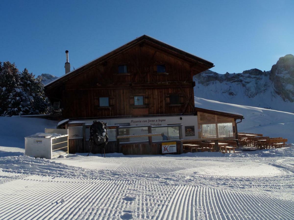 Rifugio Fermeda Hutte Guest House Santa Cristina Val Gardena Exterior photo